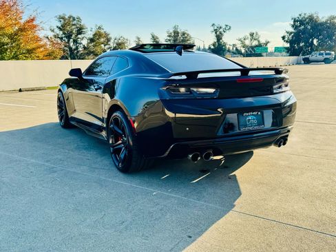 Used 2016 Chevrolet Camaro SS image 21