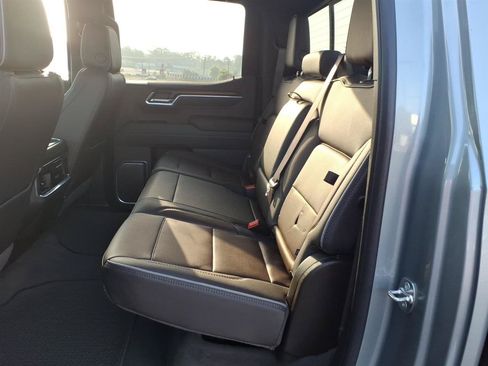 Used 2025 GMC Sierra 1500 Denali AWD/4WD image 9