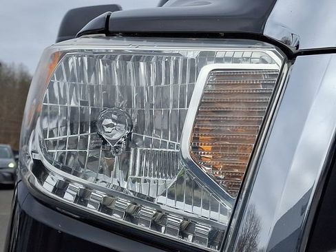 Used 2016 Toyota Tundra SR5 image 12