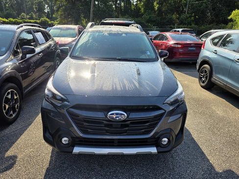 Used 2025 Subaru Outback Limited w/ Popular Package #2 AWD/4WD image 2