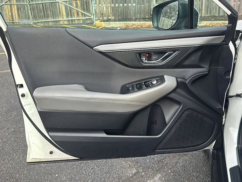 Used 2021 Subaru Outback Premium image 15