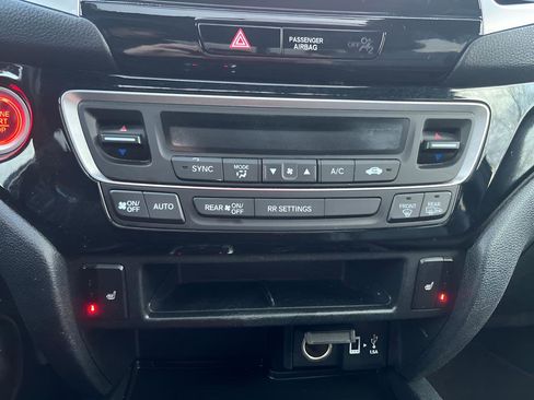 Used 2020 Honda Ridgeline Black Edition image 30