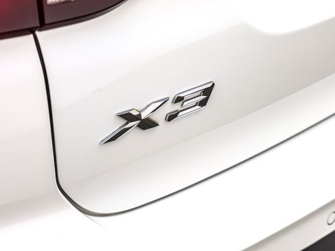 Used 2022 BMW X3 sDrive30i w/ Convenience Package image 9