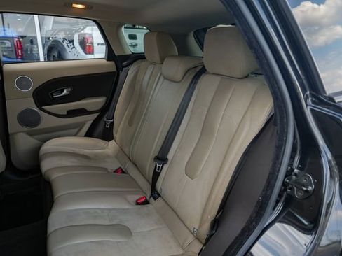 Used 2015 Land Rover Range Rover Evoque Pure image 34