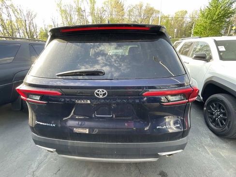 Used 2024 Toyota Grand Highlander AWD Hybrid image 3