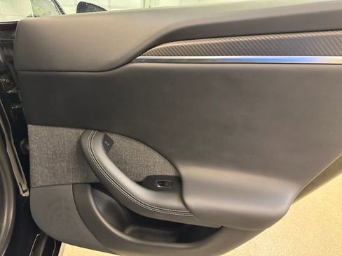 Used 2021 Tesla Model S Plaid image 26