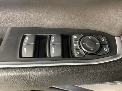 Used 2024 GMC Sierra 2500 Denali w/ Denali Reserve Package AWD/4WD image 32