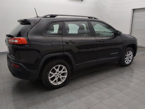 Used 2016 Jeep Cherokee Sport image 10