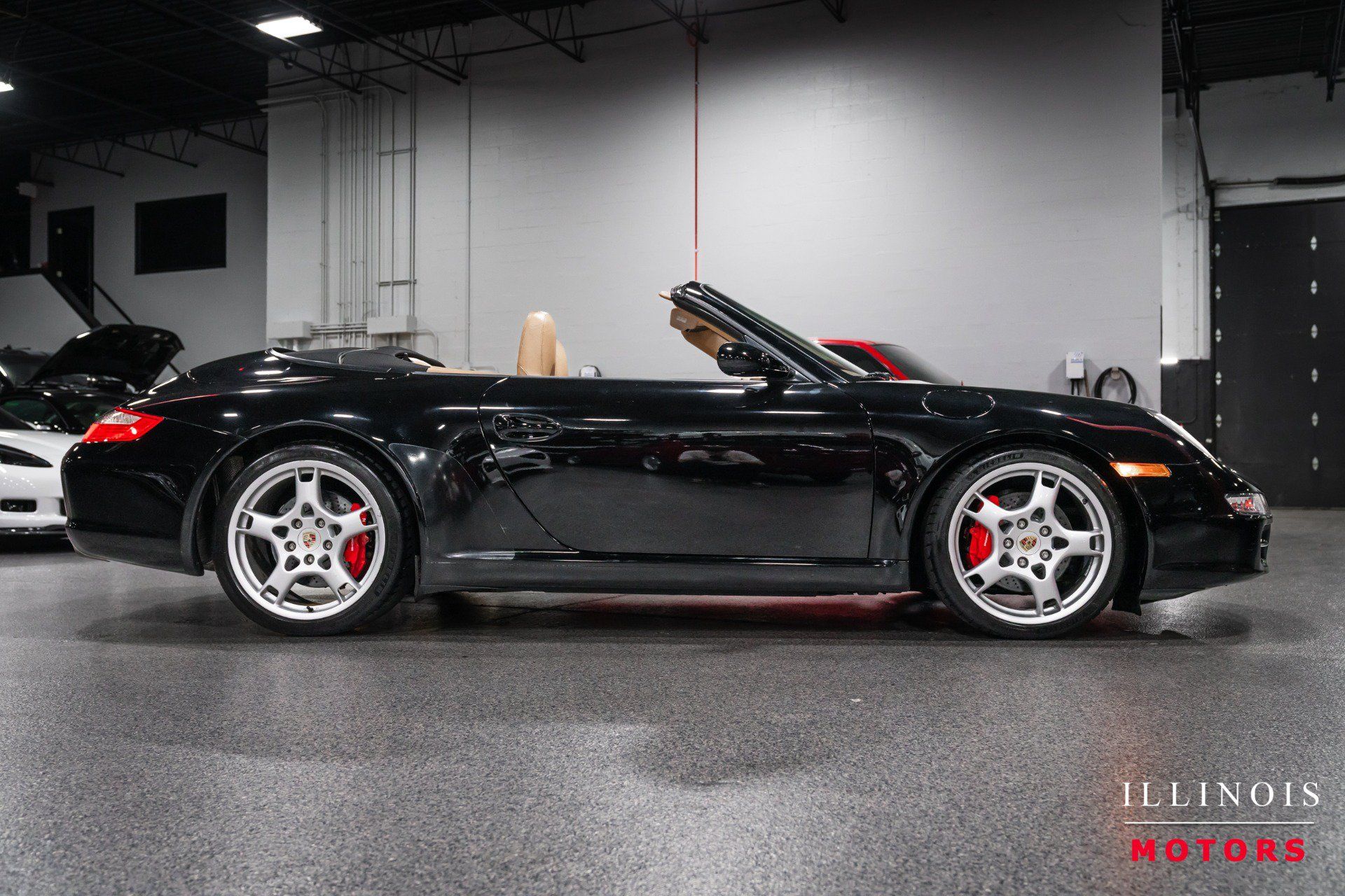 Used 2005 Porsche 911 Carrera S RWD image 6