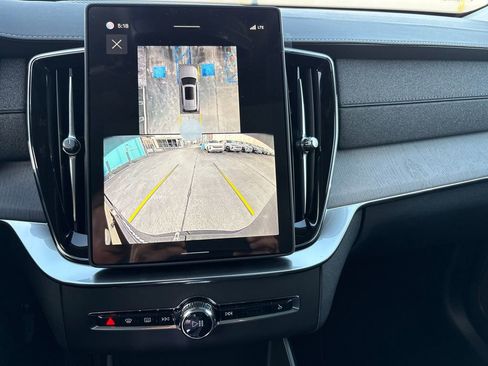New 2026 Volvo XC90 T8 Ultra image 11