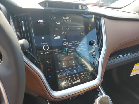 Used 2025 Subaru Outback Touring XT w/ Popular Package #2 image 19