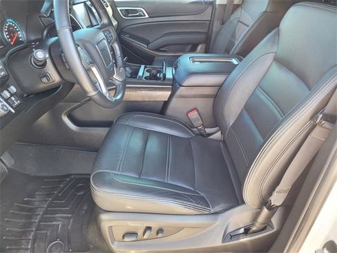 Used 2019 GMC Yukon XL Denali w/ Denali Ultimate Package image 19