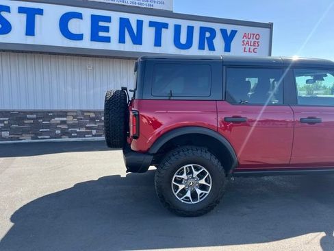 Used 2025 Ford Bronco Badlands AWD/4WD image 11