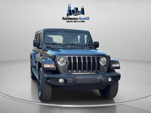 Used 2020 Jeep Wrangler Unlimited Sahara image 2