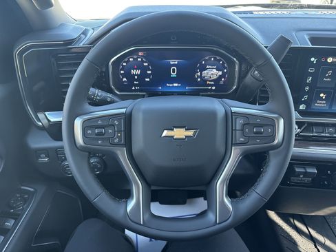 New 2026 Chevrolet Silverado 1500 LT image 17