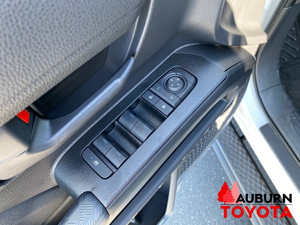 New 2026 Toyota 4Runner SR5 AWD/4WD image 10