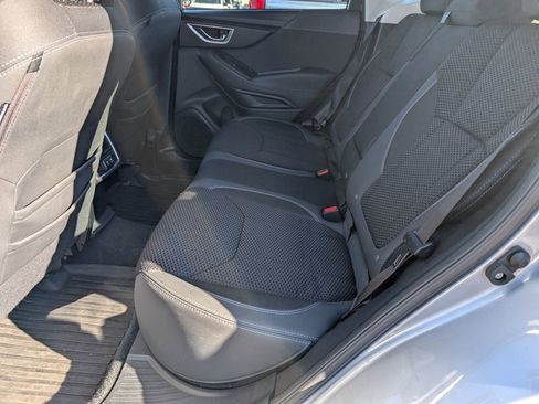 Used 2019 Subaru Forester Premium image 9