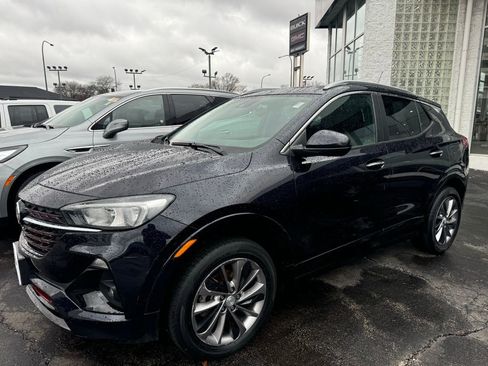 Used 2020 Buick Encore GX Select w/ Sport Touring Package image 2