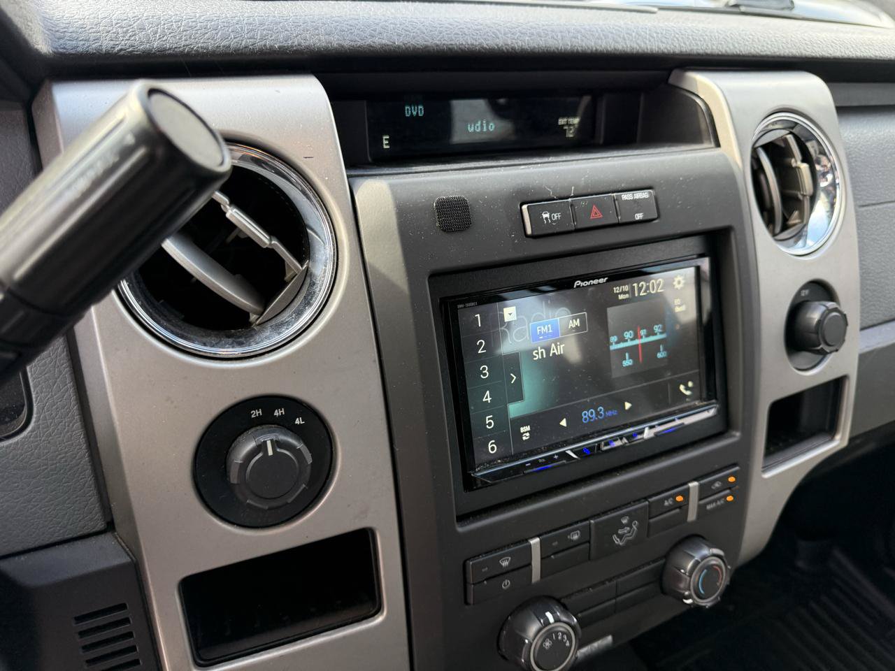 Used 2011 Ford F150 XLT w/ XLT Chrome Pkg AWD/4WD image 21