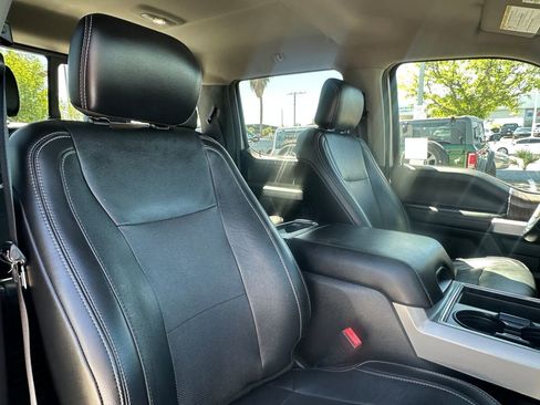 Used 2019 Ford F350 Lariat AWD/4WD image 18