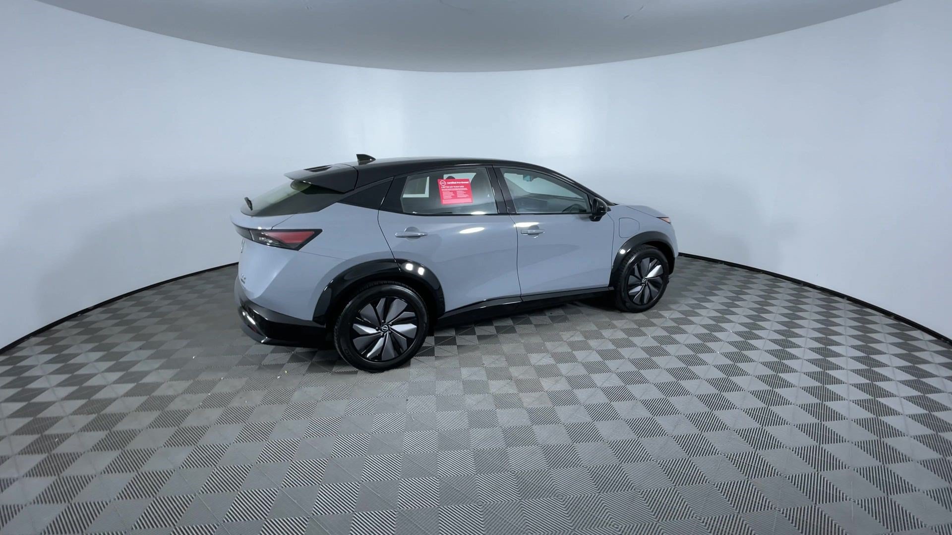 Certified 2024 Nissan Ariya AWD image 9