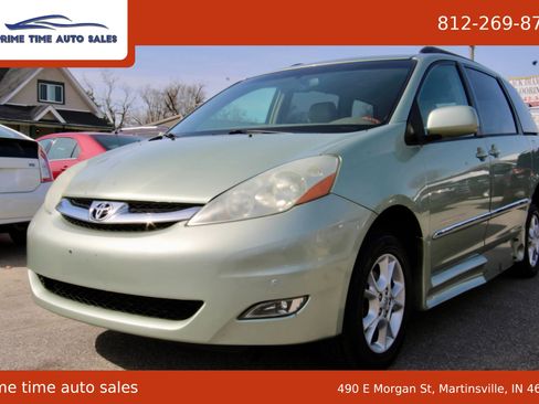 Used 2006 Toyota Sienna XLE image 1