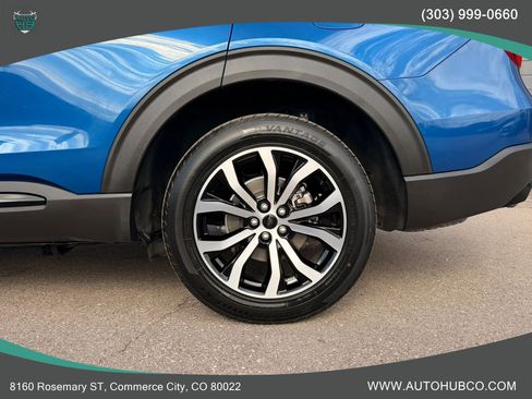 Used 2022 Ford Explorer ST AWD/4WD image 36