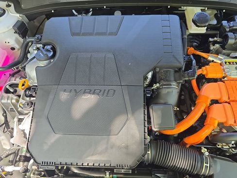 New 2025 Hyundai Elantra SEL image 30