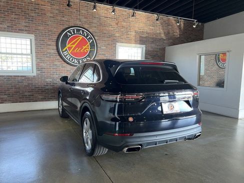 Used 2020 Porsche Cayenne image 17