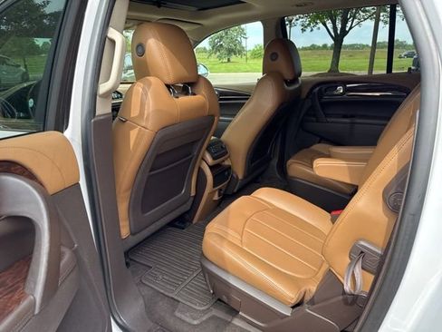 Used 2017 Buick Enclave Leather w/ Trailering Package FWD image 13