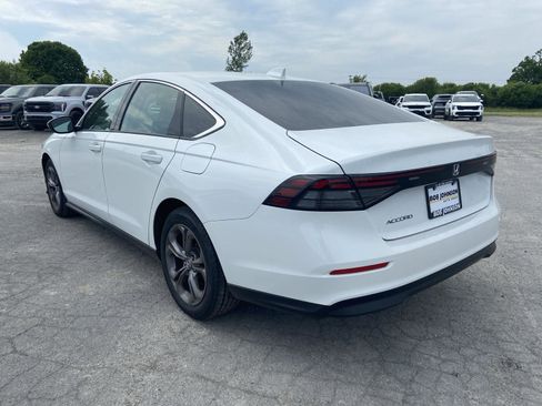 Used 2024 Honda Accord EX image 10