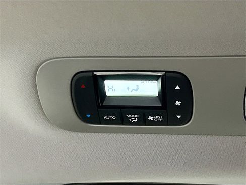 Used 2024 Honda Odyssey Elite image 27
