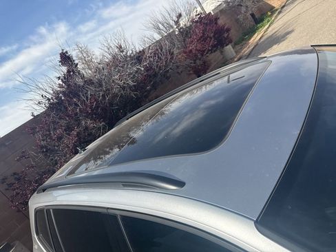 Used 2021 Volkswagen Tiguan SE R-Line image 20