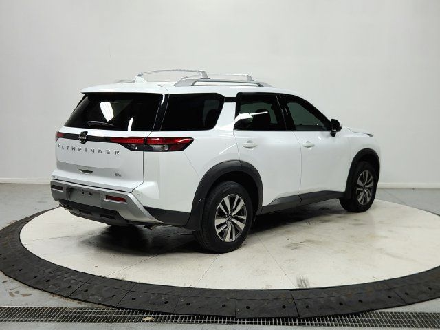 Used 2025 Nissan Pathfinder SL FWD image 8