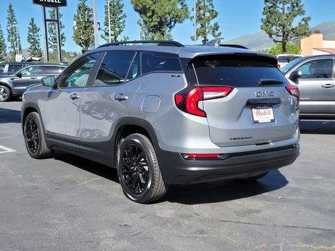 Certified 2023 GMC Terrain SLE w/ Driver Convenience Package image 6