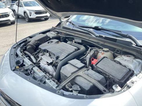 Used 2018 Chevrolet Malibu LT w/ Redline Edition image 30