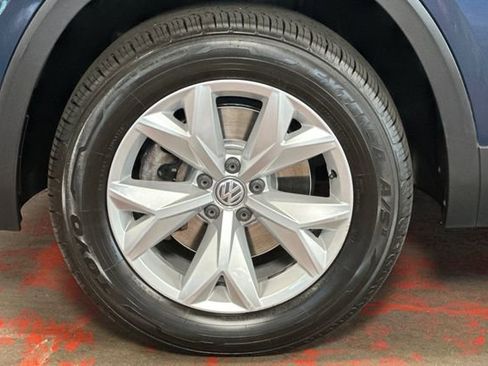 Used 2018 Volkswagen Atlas SEL AWD/4WD image 34