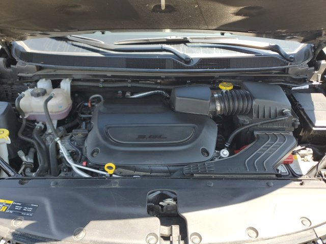 Used 2026 Chrysler Pacifica Limited FWD image 11