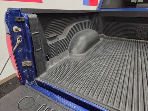 Used 2015 RAM 1500 Lone Star RWD image 30