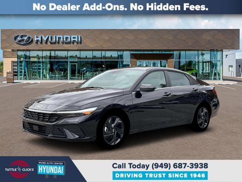 New 2026 Hyundai Elantra SEL Sport FWD image 2