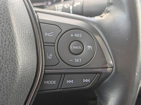 Certified 2022 Toyota Camry SE image 16