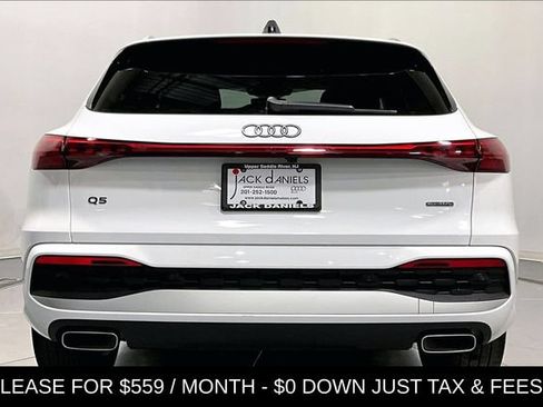 Certified 2025 Audi Q5 Premium w/ Convenience Package AWD/4WD image 3