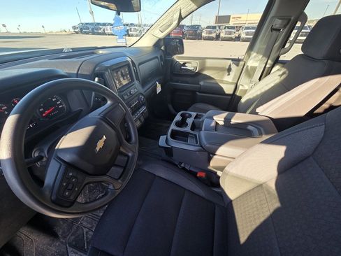 Used 2024 Chevrolet Silverado 1500 Custom image 10