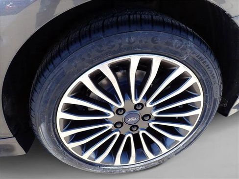 Used 2018 Ford Fusion Titanium image 7