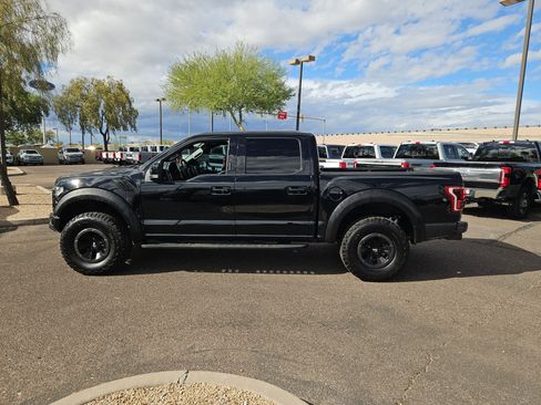 Used 2017 Ford F150 Raptor w/ Equipment Group 802A Luxury image 9