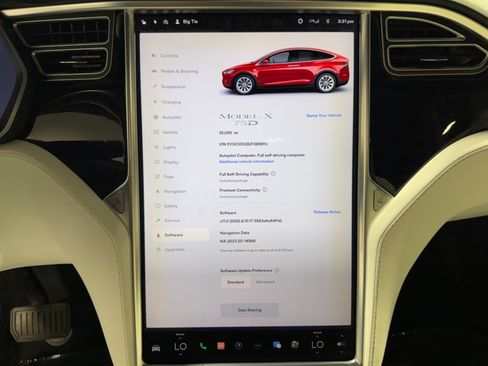 Used 2018 Tesla Model X 75D AWD/4WD image 36