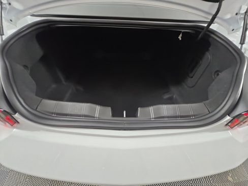 Used 2022 Chevrolet Camaro ZL1 RWD image 12