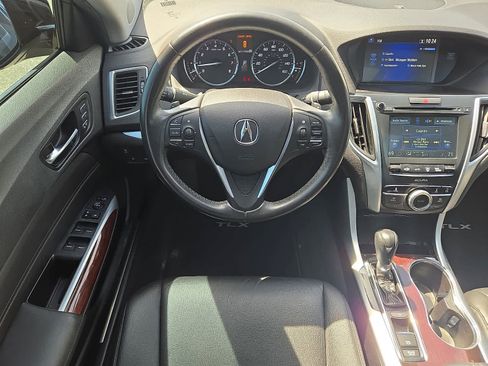 Used 2015 Acura TLX FWD image 12