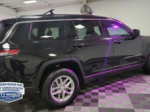 Used 2025 Jeep Grand Cherokee L Laredo w/ Luxury Tech Group I AWD/4WD image 7