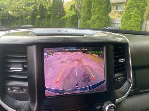 Used 2019 RAM 1500 Big Horn AWD/4WD image 15